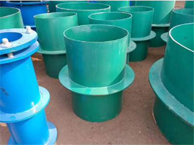 ������ˮ�׹ܵľ��w�L(ch��ng)�Ȟ�300mm